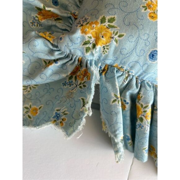 Grandmother cross stitch pillow blue yellow 14"x13" - Picture 6 of 6